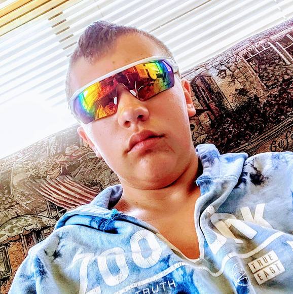 Meet your Posher, Kyle - Picture 1 of 1